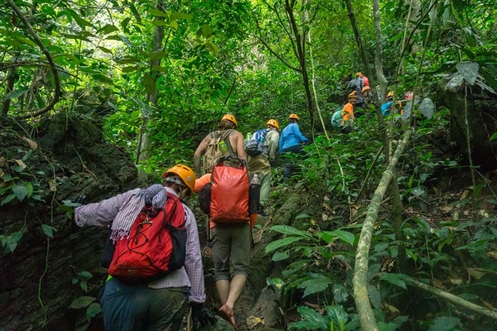 Trekking qua những cánh rừng hoang sơ của VQG Phong Nha - Kẻ Bàng