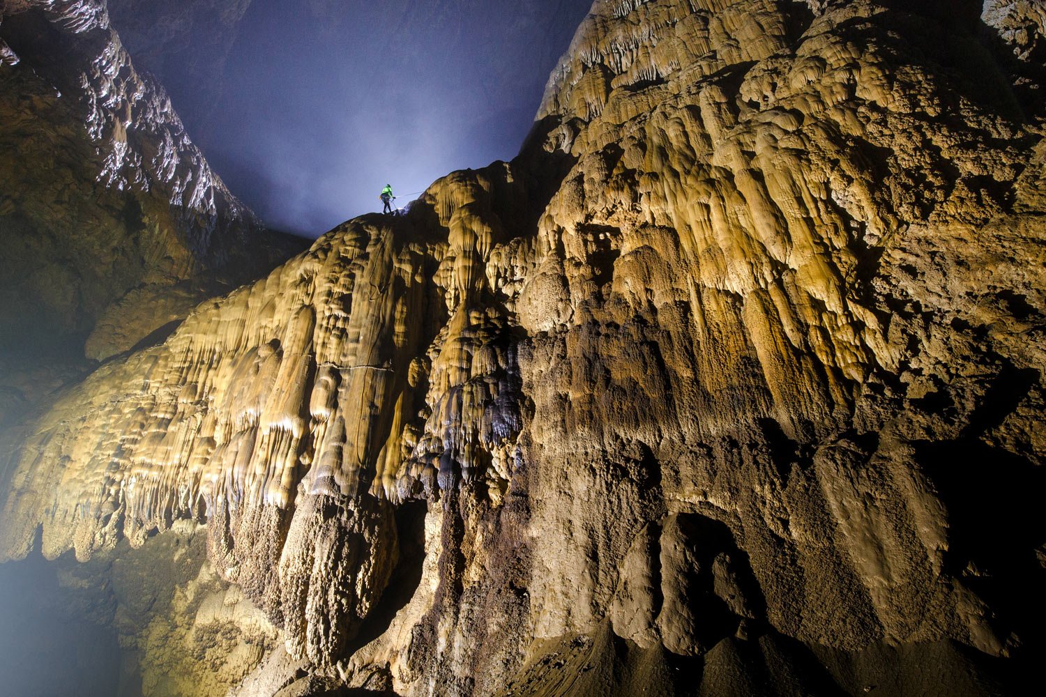 The Great Wall of Vietnam with the height of 90m at the end of Son Doong Cave.