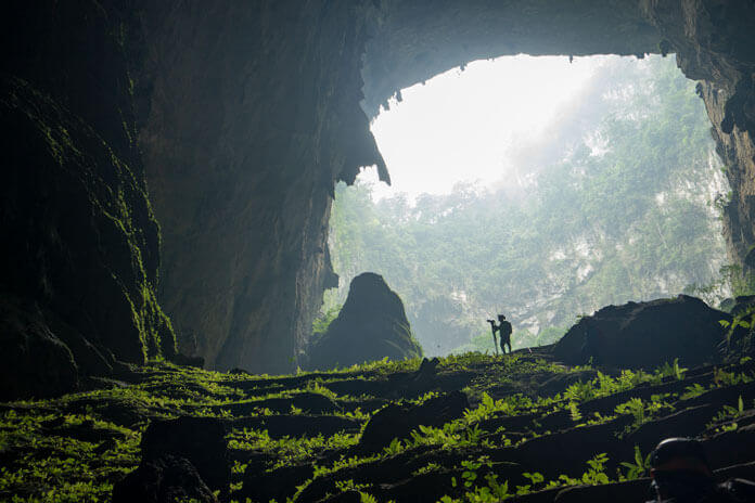 Explore the Adam Garden in Son Doong cave