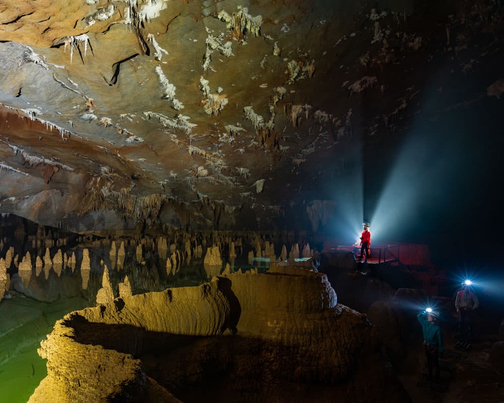 Hang Va Expedition • Oxalis Adventure