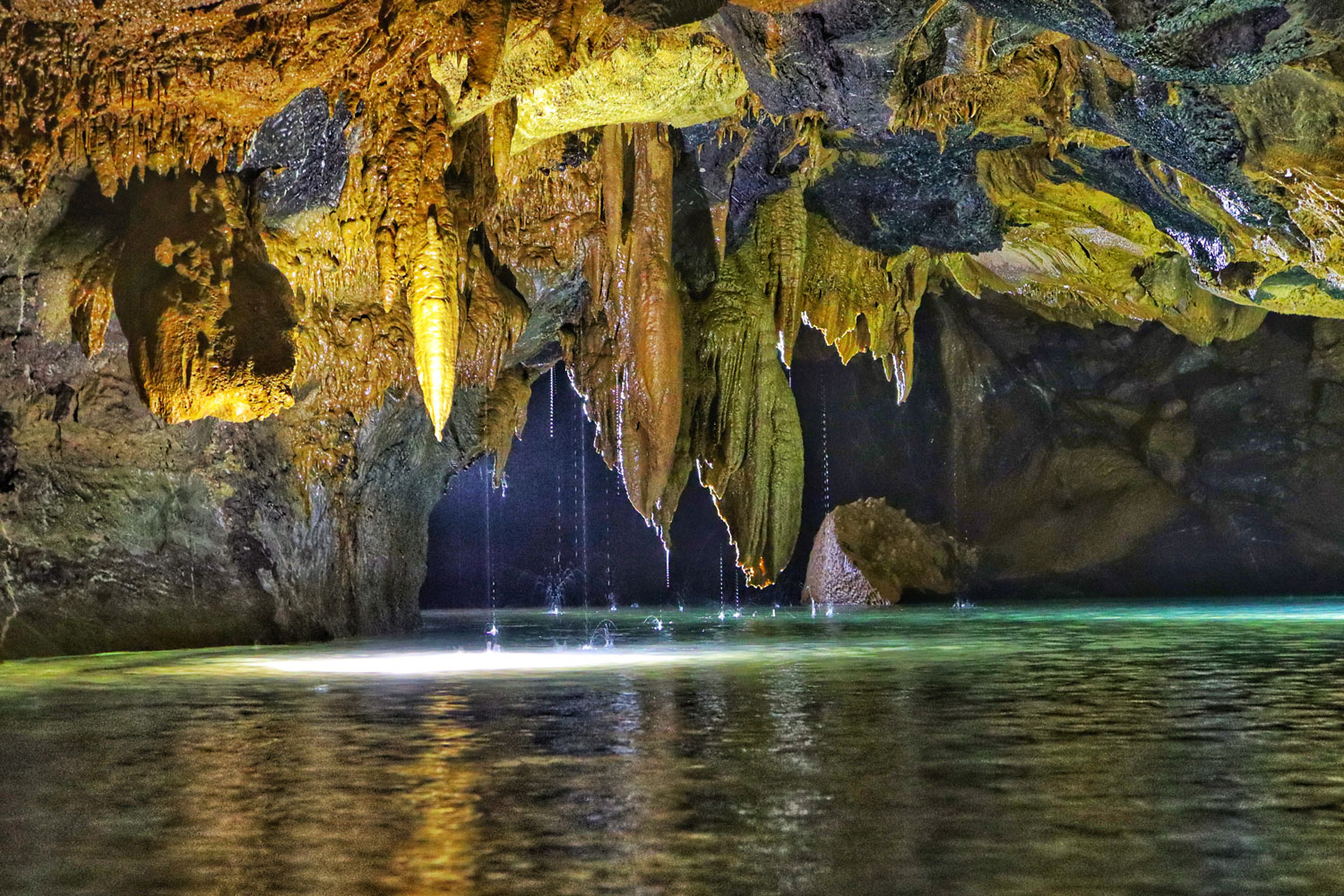 The underground river in Hang Va Cave.
