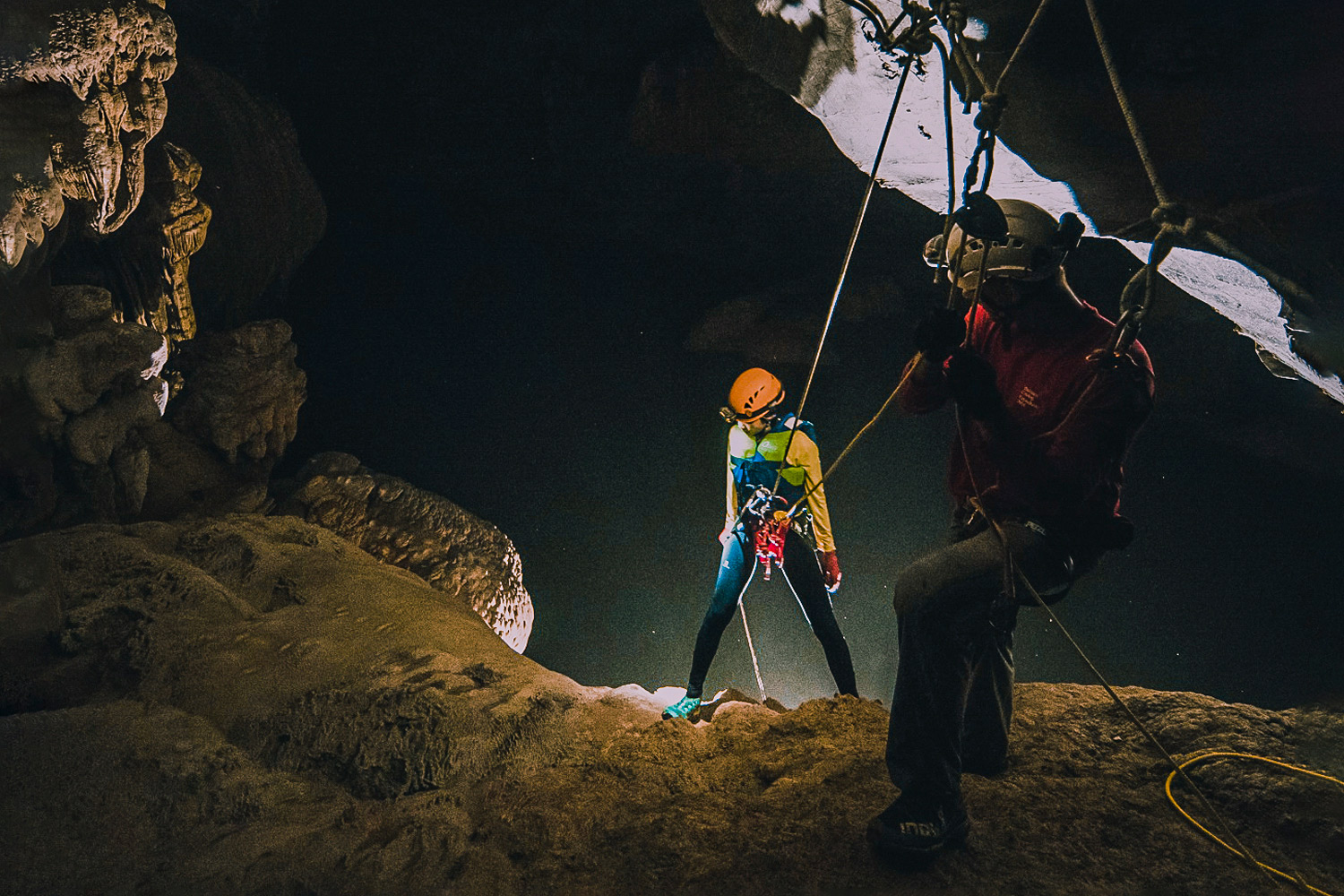 The chance to abseil from the dry branch to the water branch will enthrall visitors to Tu Lan Cave.