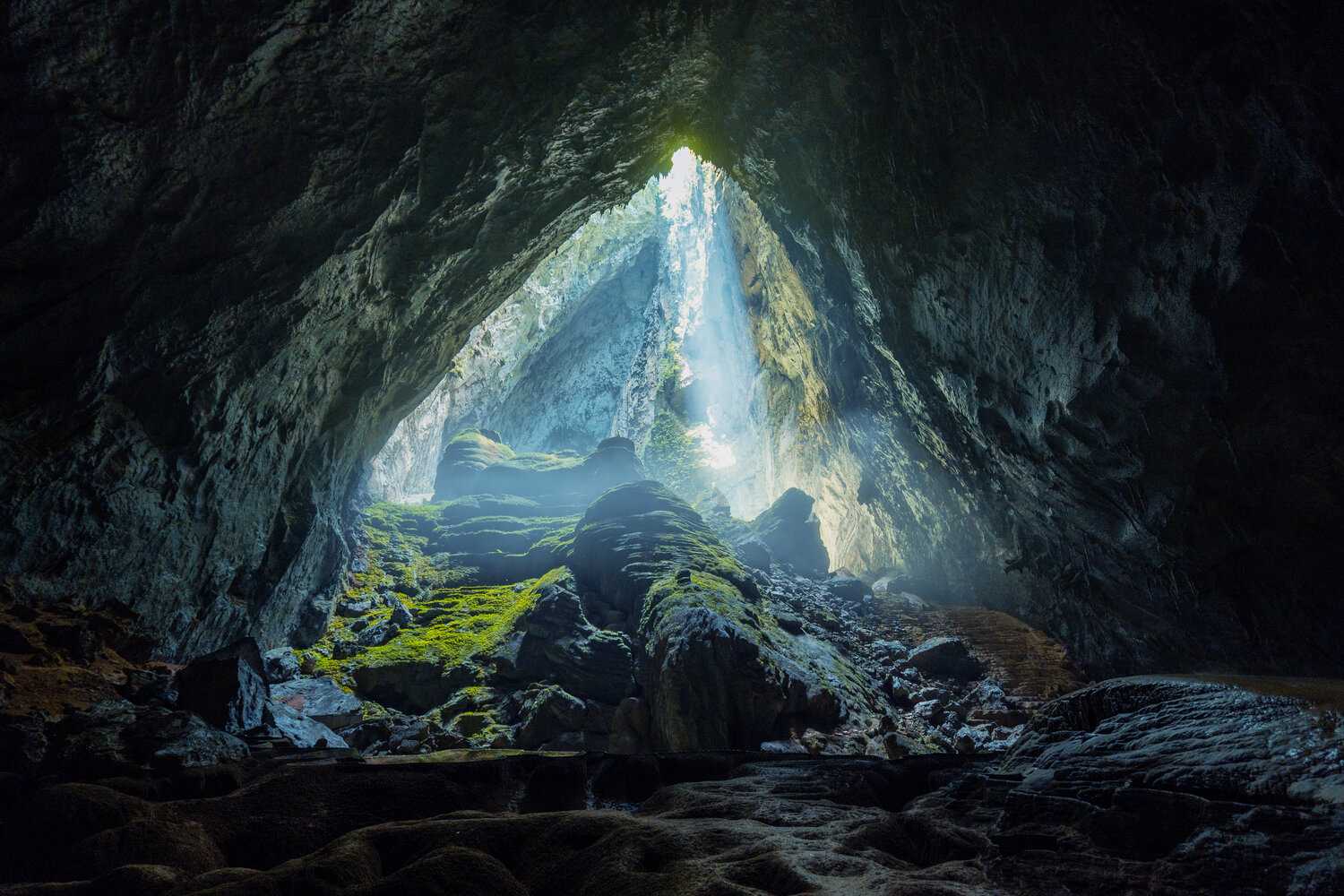 Vietnam's Natural Beauty: A Guide to Sustainable Tourism