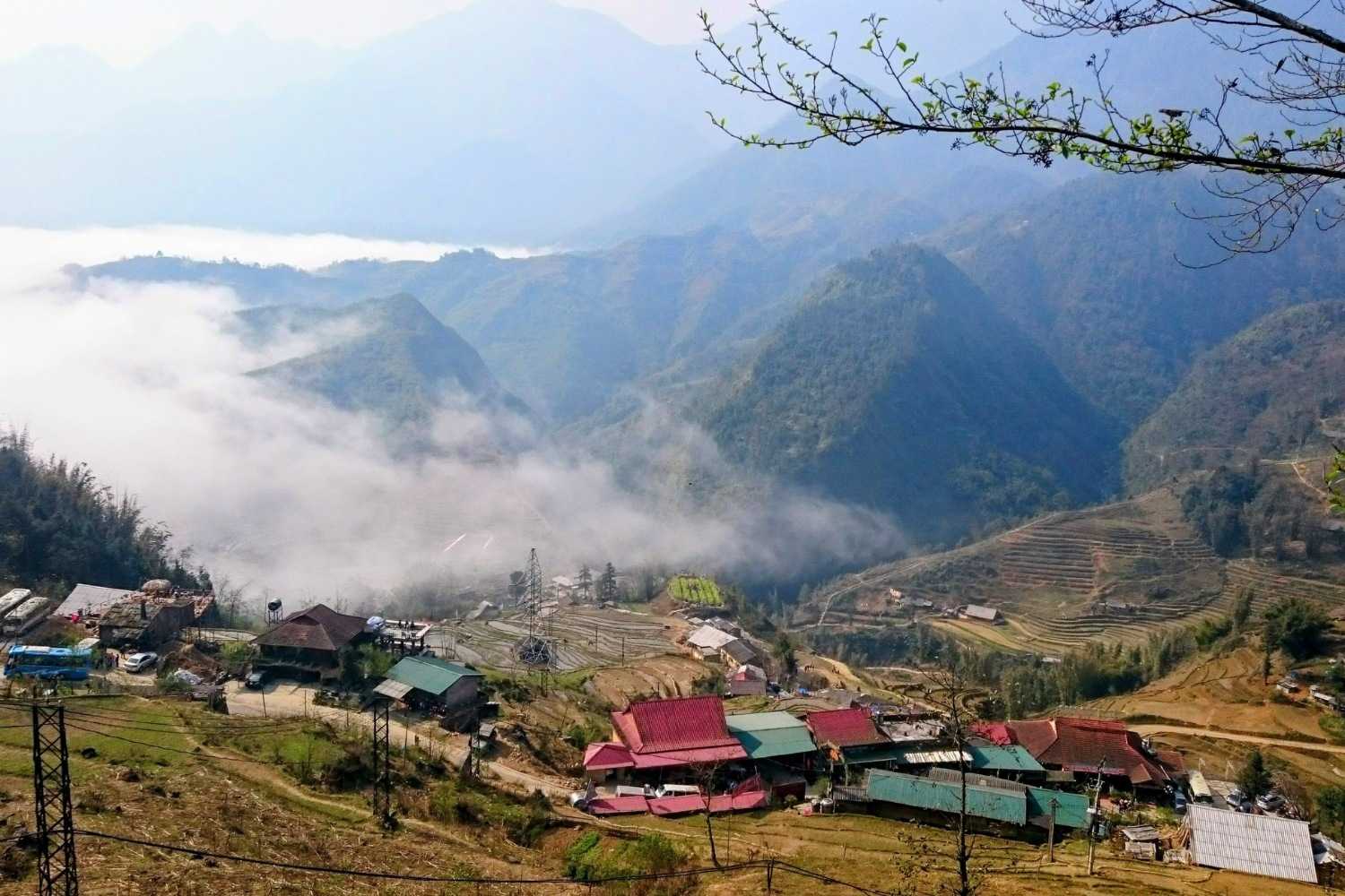 Visit Cat Cat Village: Sapa’s Most Scenic Ethnic Gem