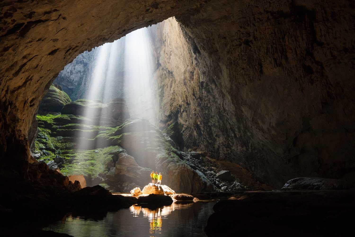 Top 10 Famous Adventure Tours Around the World